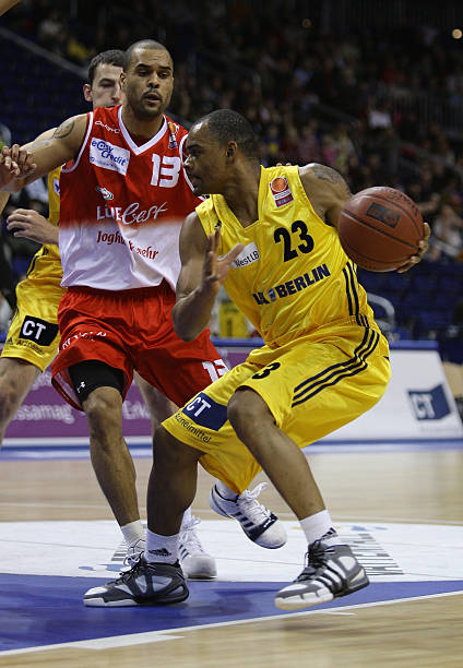 显然对战绩 显然对战绩