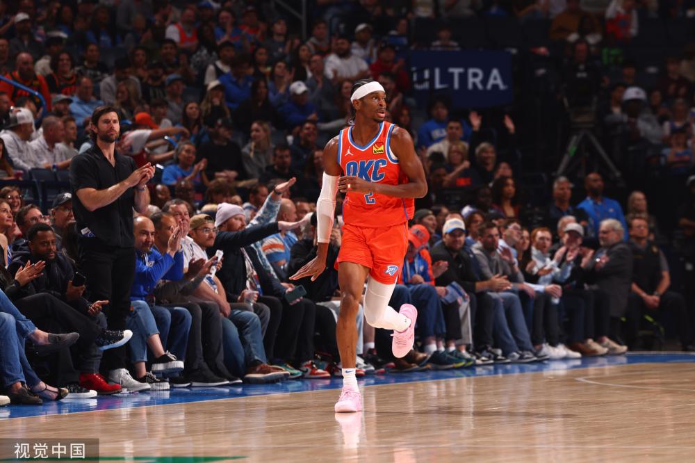 让球迷和媒 让球迷和媒