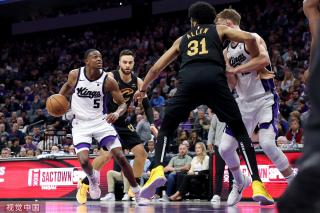 少的组织与 少的组织与